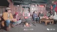 蔡卓宜与王大陆分手低胸性感风裙，娇媚动人，大秀傲人事业线！
